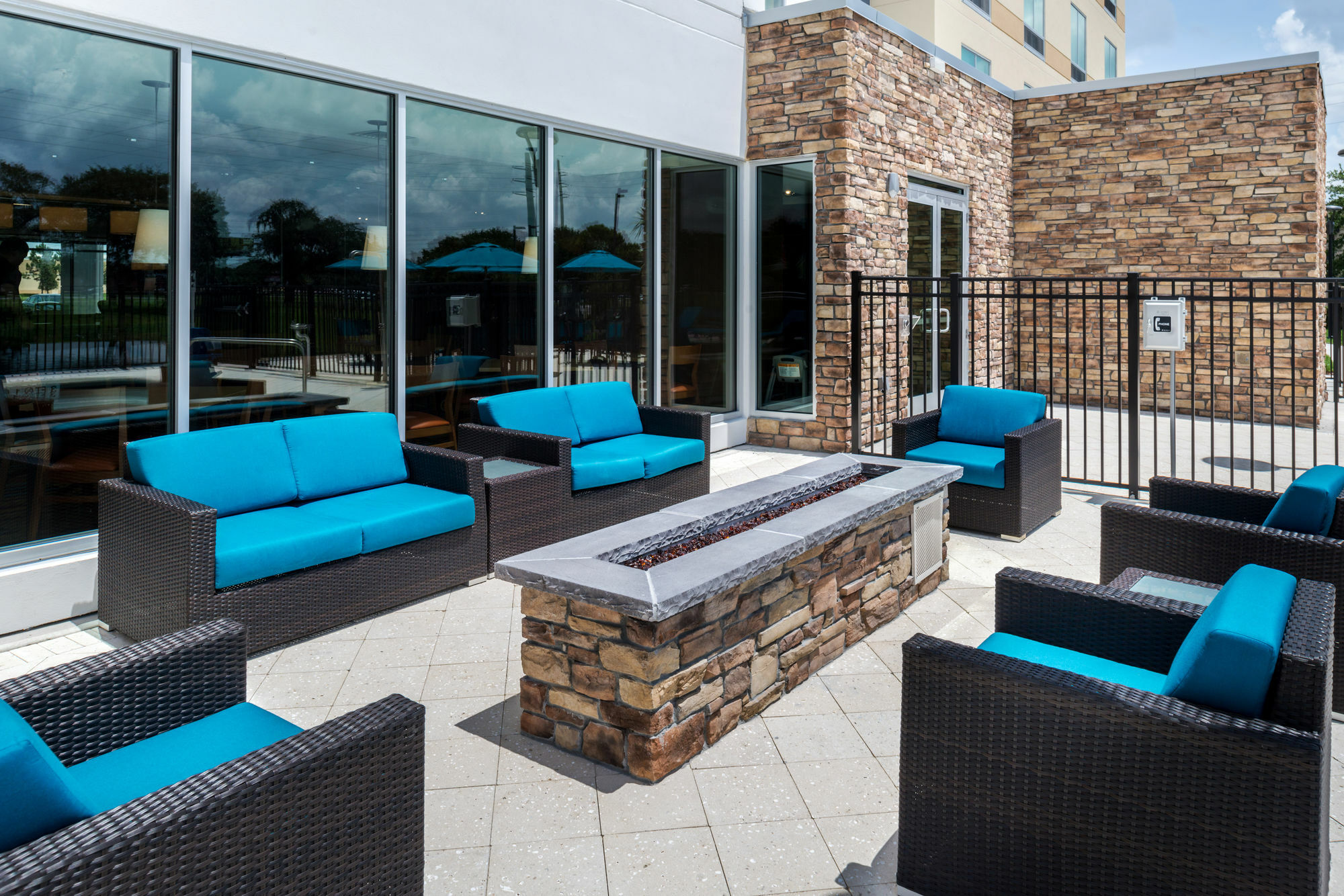 Fairfield Inn & Suites By Marriott Orlando East/Ucf Area Alafaya Exterior photo